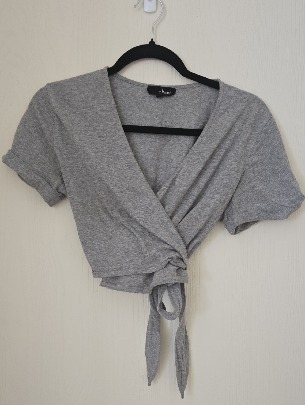 Kaiv Heather Gray Tie-Front Crop Top